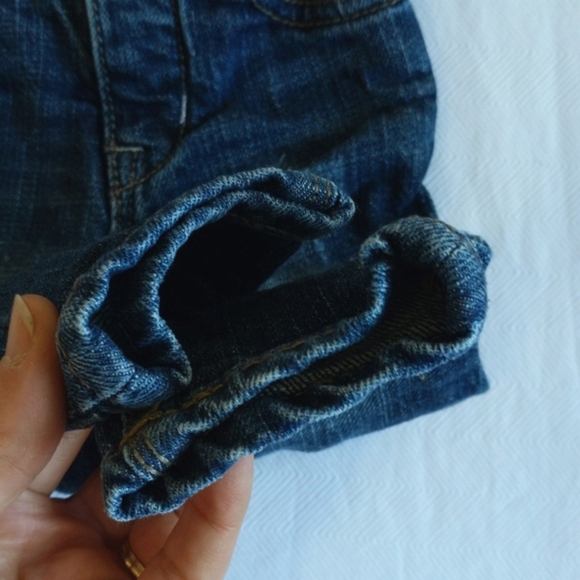 babyGap 1969 distressed straight leg denim jeans 6-12 months baby boy - Picture 4 of 7